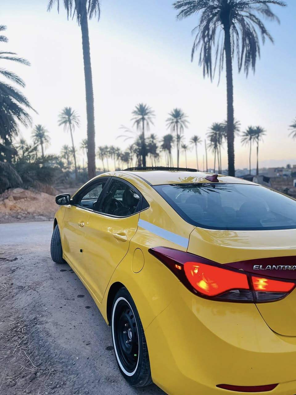 سلام عليكم لنترا موديل 2016امريكي حادثه جاملغ وبنيد مكينه 1800دوش فول واحد ع واحد مكينه كير تبريد حداديه تخم تاير كله جديد مكاني بابل لسعر 102وبيه مجال قليل 
***********
