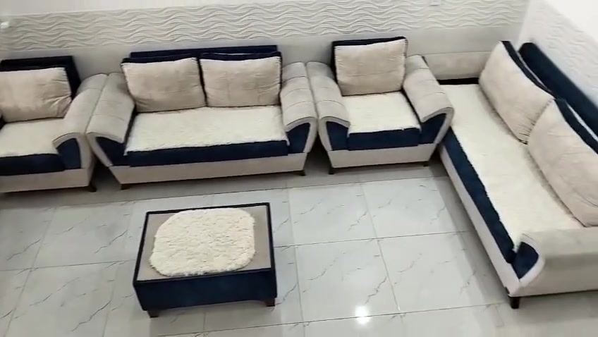 طقم مستعمل عشر نفرات للبيع السعر 450الف بي مجال العنوان اربيل هفلان للاتصال واتس آب***********
