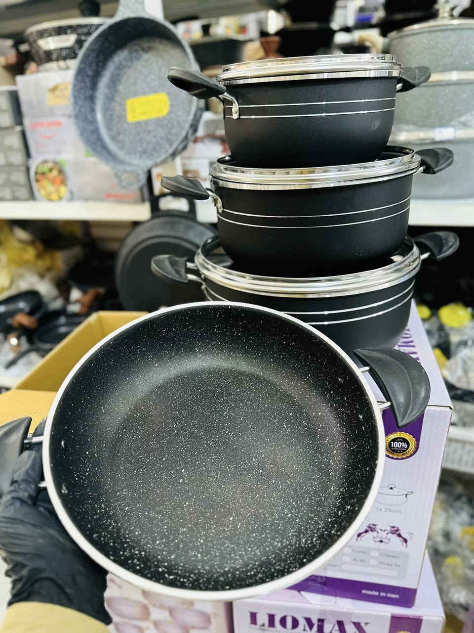 وفرنالڪم مجموعة راقية وبأسعار مناسبة .
العنـوان /مجمع سـوران / خانقـين / دارة ڪونـارة


**إذا كنت صاحب هذا الإعلان وتريد حذفه لأي سبب، رجاءا أرسل رسالة إلى الدعم الفني**