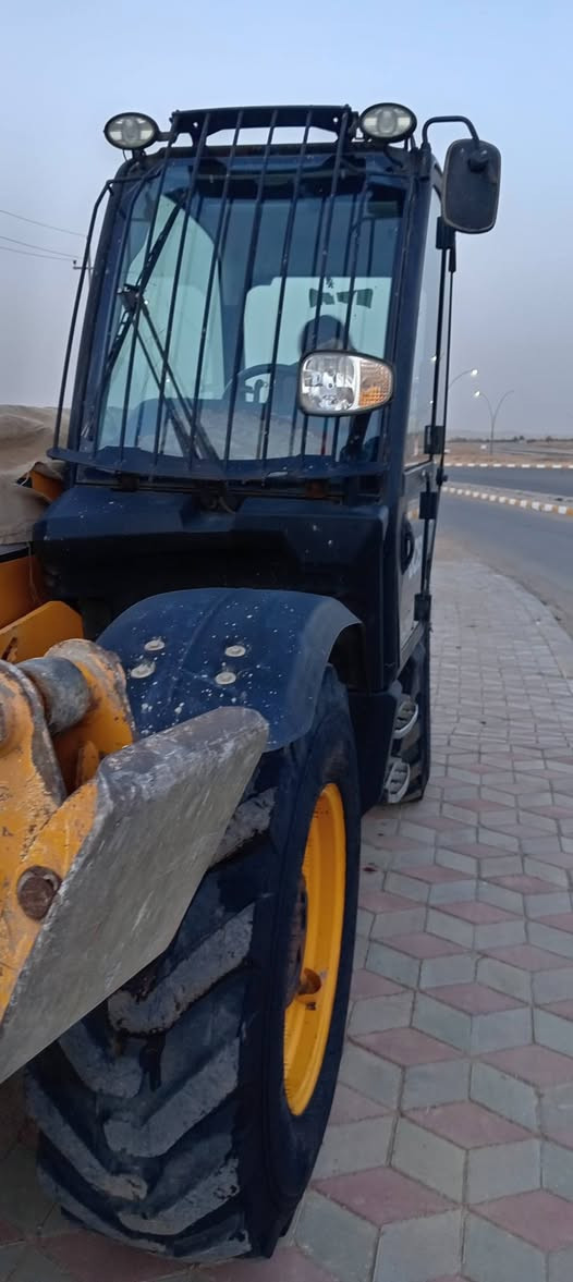 السلام عليكم شفل سلايت ٢٠١٤ سنويه ٢٠٣٠رقم أربيل أنكليزي تحويل مباشر ما مشتغل بالعراق ١٢ ونص متر شفل جديد بمعنى الكلمه مشتغل ٨٠٠٠ الف ساعه فقط المكان الأنبار للاستفسار الاتصال على الرقم  ***********
