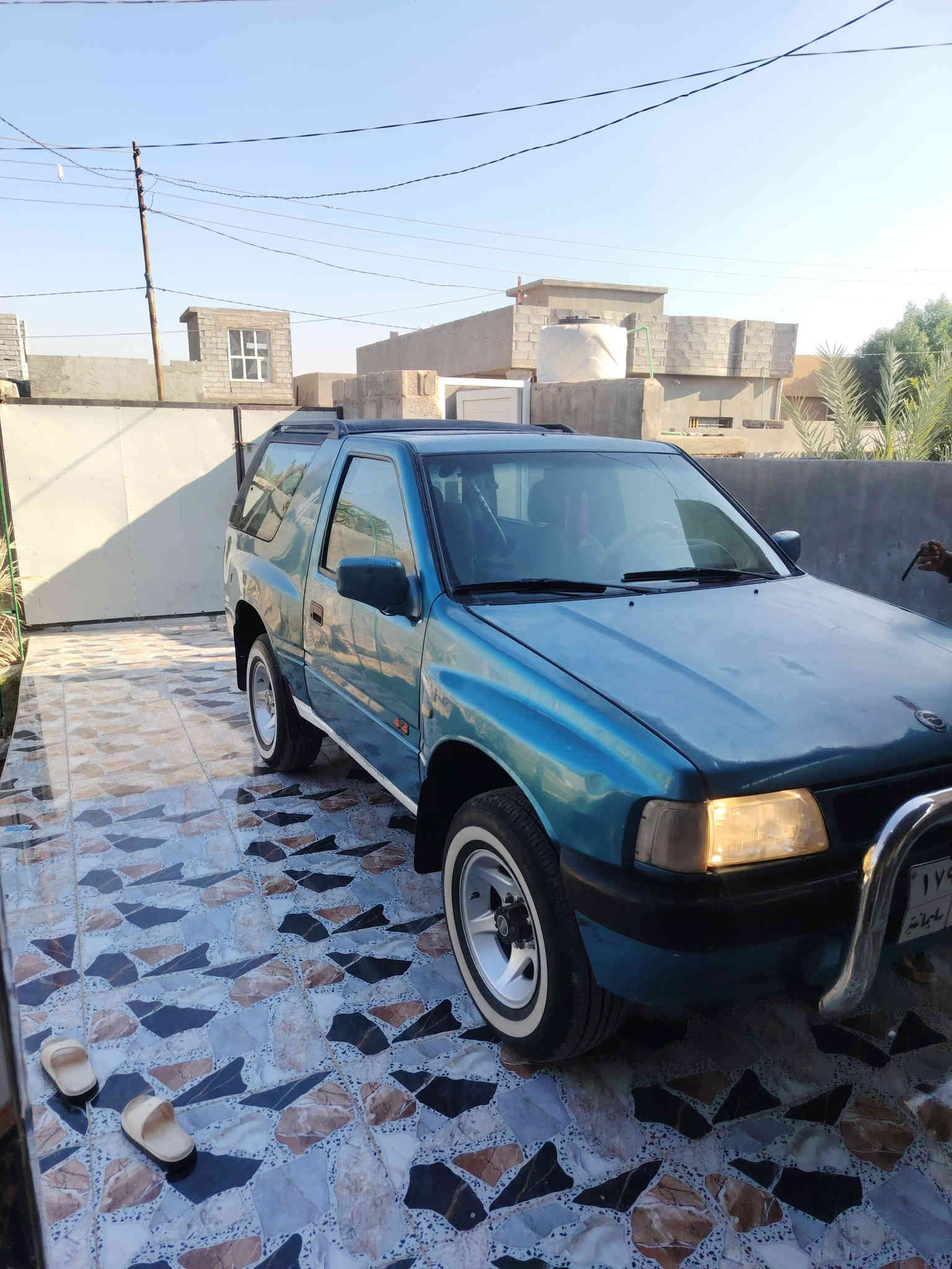 نوبل جيب موديل 1993رقم سليمانيه سنويه ماصاقطه 2026
السياره لوكير شقال وكير ومحرك مكفول كفاله عامه
وصاحب السياره ابن عمي مكانه ديالئ ناحيه العظيم
معروضه 50وبيه مجال***********  ((***********
