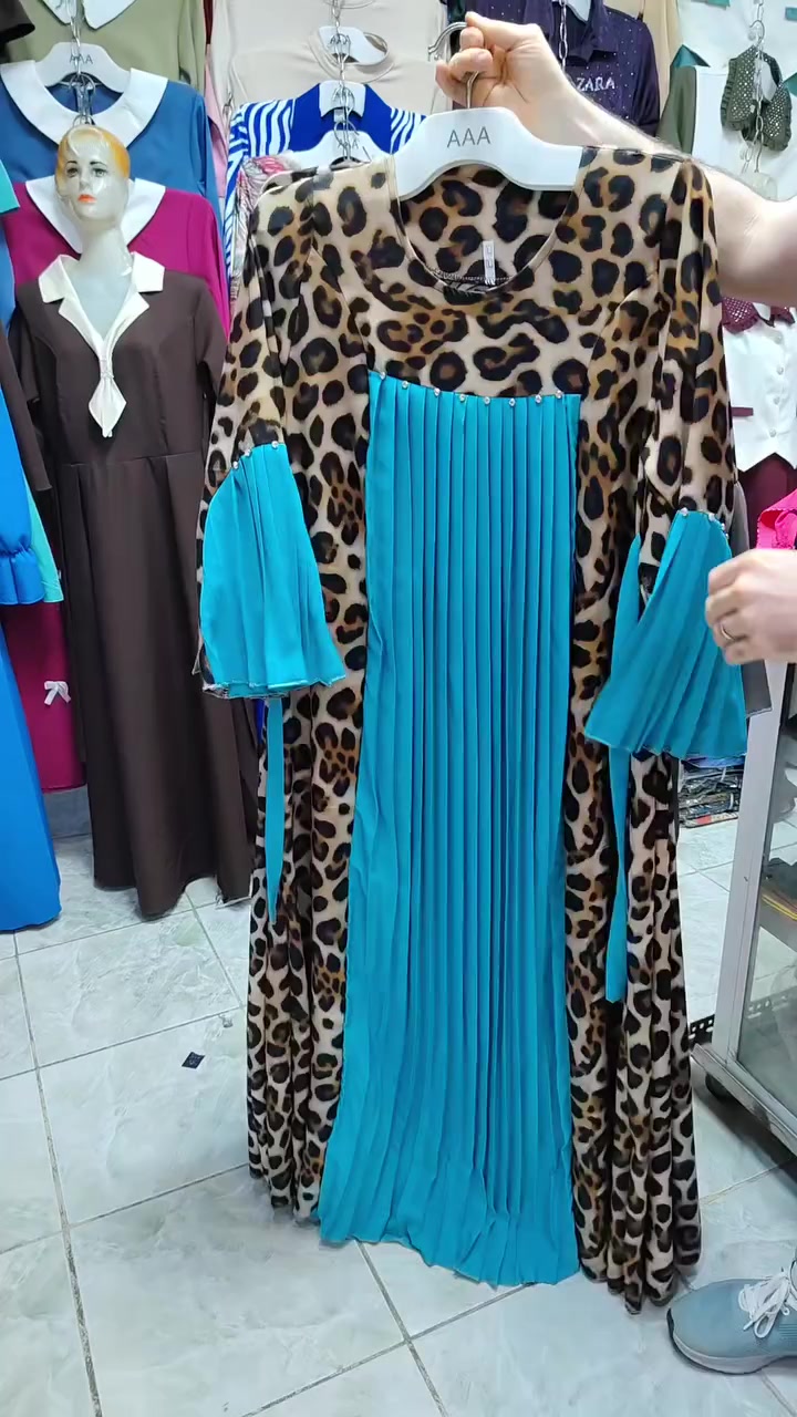 سلام عليكم....... مارينه لونين نمري
جماليه القطعه احلا من صوره
قياس/L, XL, 2XL
سعر(15) 
الكوت/سوق ابو الهوى


**إذا كنت صاحب هذا الإعلان وتريد حذفه لأي سبب، رجاءا أرسل رسالة إلى الدعم الفني**