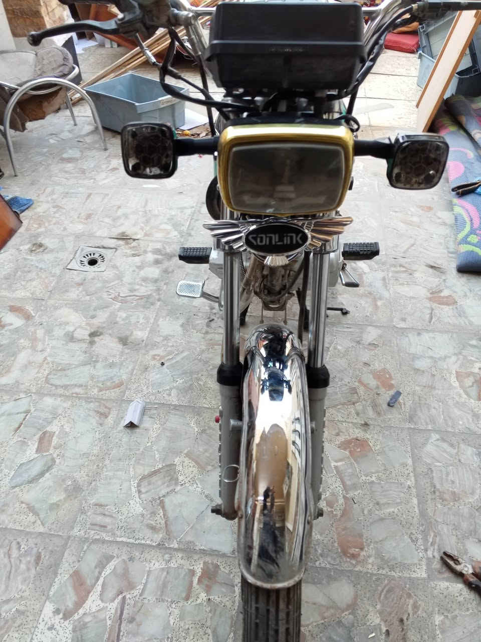 السلام عليكم دراجه سونك خمسة كيرسلف وهندر كهربائيات شغاله بس الدشبول طفه فجأة مكينه خير من الله اوراق اصوليع السعر 500وبيهه مجال حك جيتك مكاني بغداد الشعب ***********
