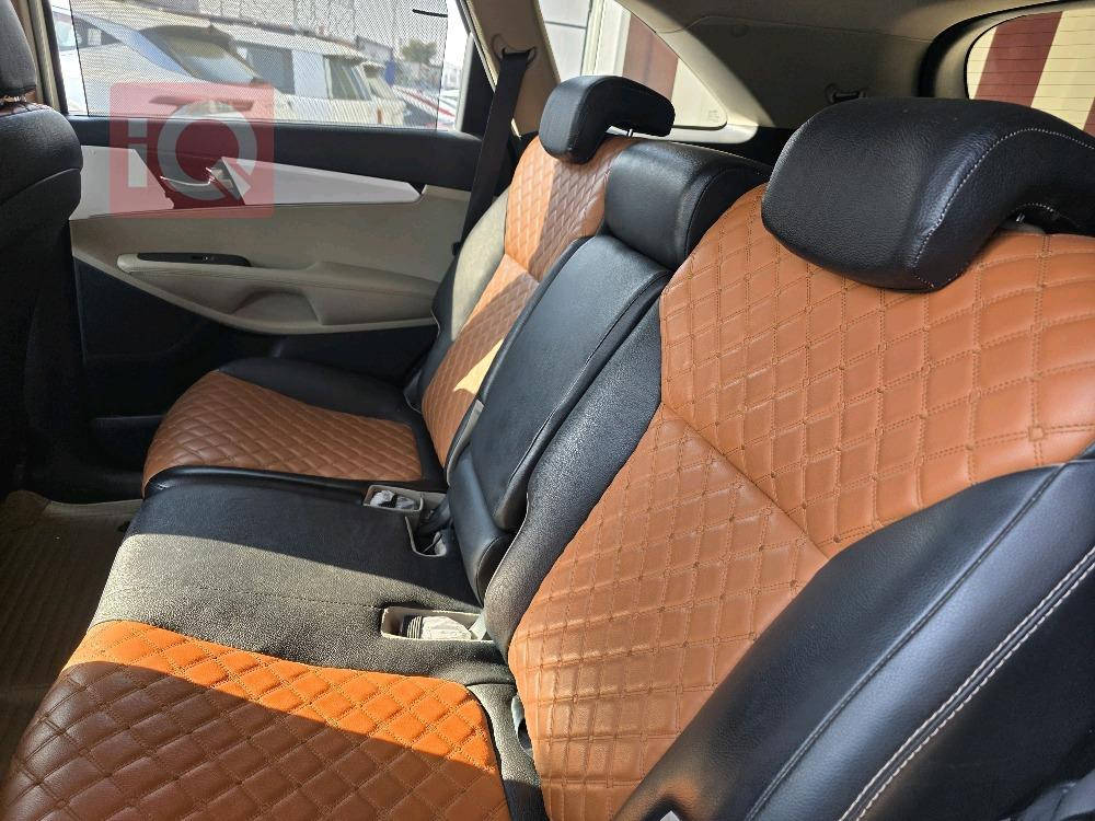 الماجد موتورز
كيا
سورينتو, 2020
سلندر: 6 سلندر
محرک: 3.5
السعر / اتصل بنا
الكاميرا الخلفية - صندوق كهربائي  - بصمة - مثبت السرعة - مرايا جانبية كهربائية - نوافذ كهربائية - شاشة - نظام المفتاح الذكي - مقاعد كهربائية - مصابيح زينون الأمامية - مانع الانزلاق - أبل كاربلاي - ABS - AWD - مقاعد الصف الثالث - رادار - ستائر خلفية - كشافات ضباب - ذاكرة المقعد - وضع القيادة - التحكم الإلكتروني في الثبات - حساسات ضغط الإطارات 
لمزيد من المعلومات الرجاء الضغط على هذا الرابط 
👉 https://www.iqcars.net/redirect/1039468?lang=ar
***
Rear Camera - Electric Tailgate - Keyless Entry - Cruise Control - Electric Side Mirrors - Power Windows - Screen - Smart Key System - Electric Seats - Xenon Headlights - Traction Control - Apple Carplay - ABS - AWD - Third Row Seats - Radar - Rear Sun Shade - Fog Lamp - Seat Memory - Drive Mode - Electronic Stability Control - Tire Pressure Sensors
للاستفسار  الاتصال على الرقم:-

***********

أو زيارتنا:-

بغداد - البياع - الشارع الاول - الماجد موتورز

#iQCars
