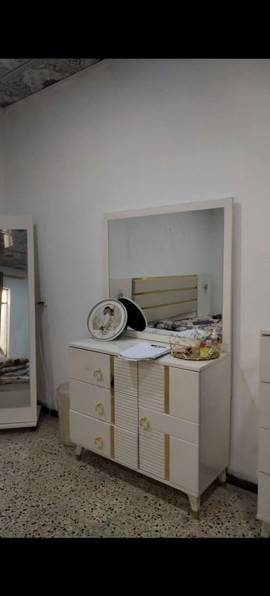 غرفه تركي 6 قطع للبيع السعر 500 وبيها مجال تفاصيل خاص


**إذا كنت صاحب هذا الإعلان وتريد حذفه لأي سبب، رجاءا أرسل رسالة إلى الدعم الفني**