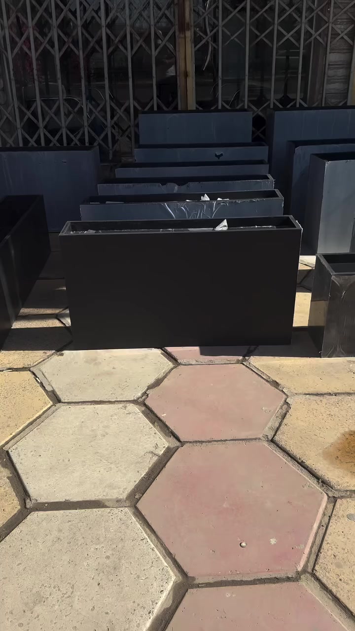 🌿✨ شركة الشارقة للديكور ✨🌿
تقدم لكم أجود أنواع النباتات الصناعية
والسنادين المصنوعة من الفوم التركي الأصلي 🌱
🌟 جودة عالية
🌟 تصاميم عصرية تناسب جميع الديكورات
🌟 خفيفة الوزن ومقاومة للعوامل الجوية
🌟 بأسعار منافسة ومناسبة للجميع
📍 يتوفر توصيل
📞 للحجز والاستفسار راسلونا  ***********
