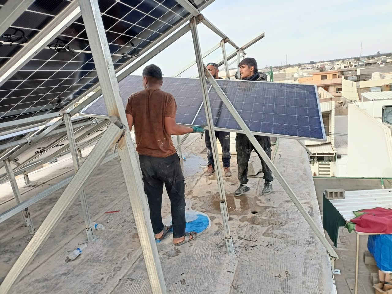 🔴 تعبت من الأمبير؟
🟡 وفاتورة الكهرباء عالية؟
☀️ دريم فون للطاقة الشمسية
🔋 طاقة 24 ساعة بدون انقطاع
💰 توفير فلوس من أول شهر
🏠 للبيوت • المحلات • المشاريع
⚡ 30 أمبير نهاري
🌙 30 أمبير ليلي
📍 أحد أعمالنا: دارة كنارة – خانقين
📍 الموقع: خانقين – شارع الحسينية
📞 للحجز أو الاستفسار:
*********** – محمد فاروق
✨ خلي الشمس تشتغل بدالك
ويّا دريم فون للطاقة الشمسية ☀️
