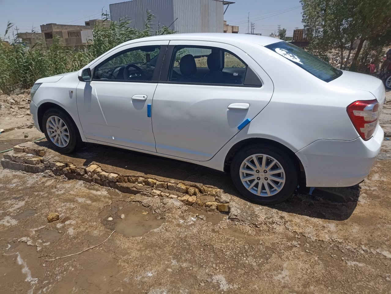 كوبلت شوفر ليت موديل 18( سعره 83 )  سياره جاهزه ماناقصه اي شي مكان سياره واسط تواصل وتفاصيل على هذ رقم ***********
