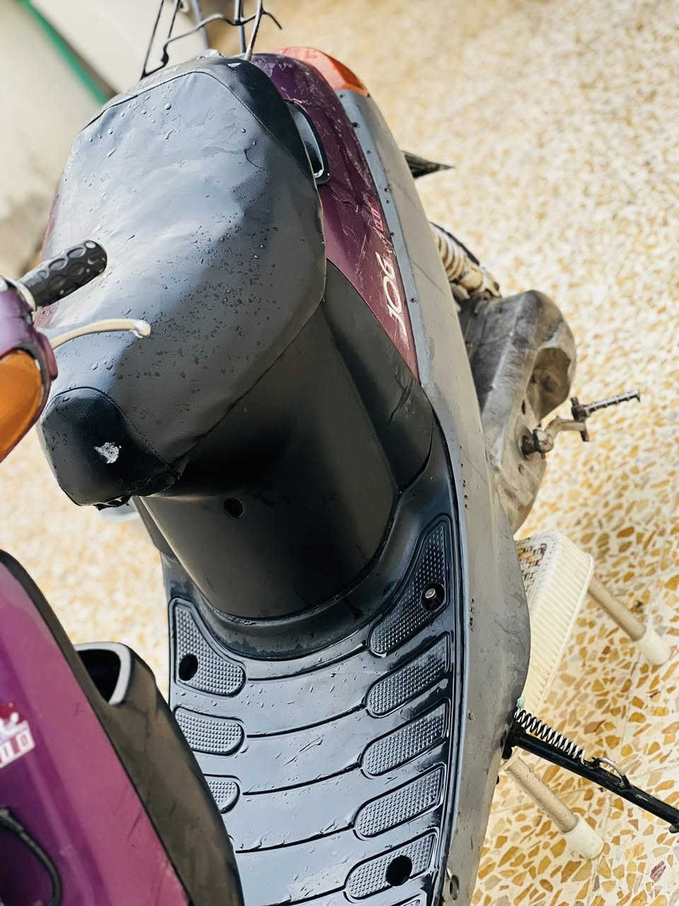 قوسيات
مأطور للبيع نضافه كدام العين القمجه مال اسطاب الوره مكطوعه ول الشاصي شرط باقي كلو نضيف السعر ٢٢٥وبي مجال للطيبين


**إذا كنت صاحب هذا الإعلان وتريد حذفه لأي سبب، رجاءا أرسل رسالة إلى الدعم الفني**