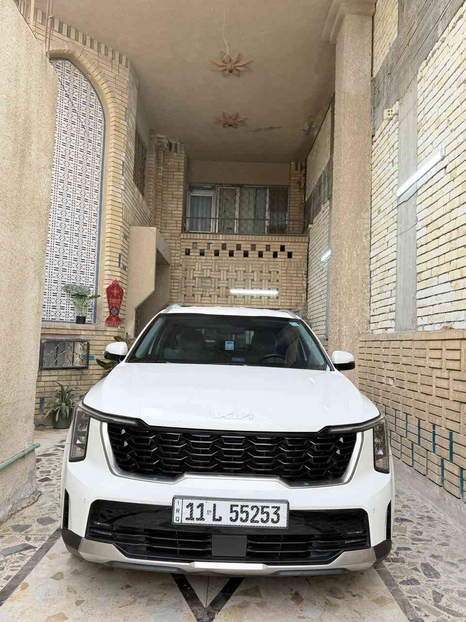 السلام عليكم ورحمة الله وبركاته
للبيع سورنتو 2024 خليجي  مال شركة الدولية ضمان 5 سنوات السيارة مكفولة كفالة عامة من الصبغ و البارد 
( السعر 315 )

السيارة مغلفة بالكامل عازل حراري من شركة ابراهيم العبادي

.ارضيات الرزلاين
.شحن لا سلكي
.مكينه 6 سلندر
.حساسات امامي خلفي 
.اتو هولد
.سايد بريك بصمه
.مود درايف
.نظام المنحدرات 
.مانع انزلاق
.صندوق كهرباء 
.بردات خلفيه 
.مقاعد اماميه كهرباء 
.ماشيه 35,000
.تشغيل عن بعد 
.مرايا كهربائية 
.كشاف زنون
.اناره داخليه 
.كير ماوس
.شفتات استيرن 
.فول تحكمات
.تبريد ٣ قطع
.بقية المواصفات المعروفه
.السنوية بأسمي مشروع وطني
العنوان : بغداد الغزالية شارع المشجر
للاستفسار الاتصال ***********
