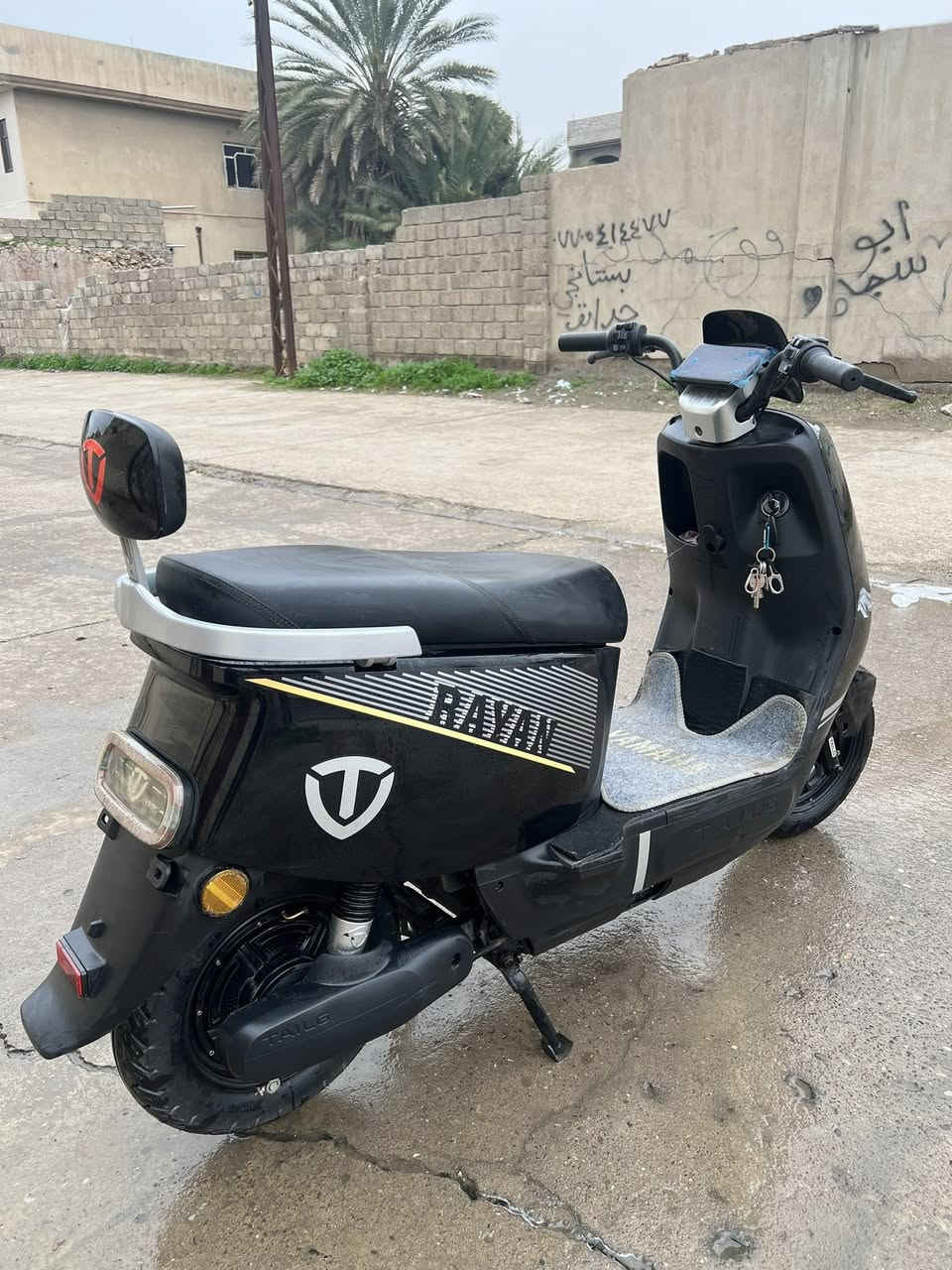 ماطور لبيع شحن كلو شرط ماطور جديد مكاني ايمن باب جديد سعر 750بي مجال شراي خابر ***********/خاص مغلق
