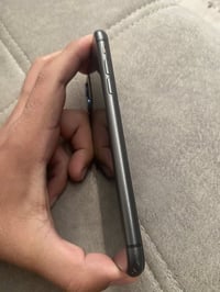 ايفون ١١ • ١٢٨ • بطارية ٧٤٪