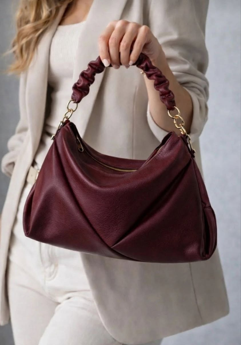 �✨ رمضان مبارك عليكم جميعاً ✨🌙
أروع صيحات الموضة والأناقة 👛🔥

🔥🎁 عرض خاص بمناسبة الشهر الفضيل 🎁🔥
اشتري 3 حقائب تركية
الرابعة هدية مع توصيل مجاني 🚚✨

📦 الكمية محدودة… احجز الآن قبل نفاد العرض

https://t.me/frashamoda


**إذا كنت صاحب هذا الإعلان وتريد حذفه لأي سبب، رجاءا أرسل رسالة إلى الدعم الفني**