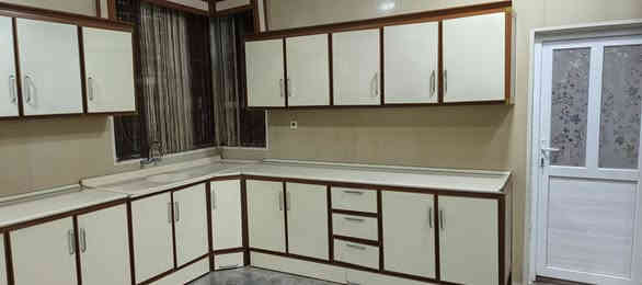 كاونتر الامنيوم مستخدم كلش نضيف اخو الجديدقياس  7متر   كولتي كلش عالي تفصال احطاطه من الطراز الاول بعقوبه تقاطع القدس للاستفسار ***********
