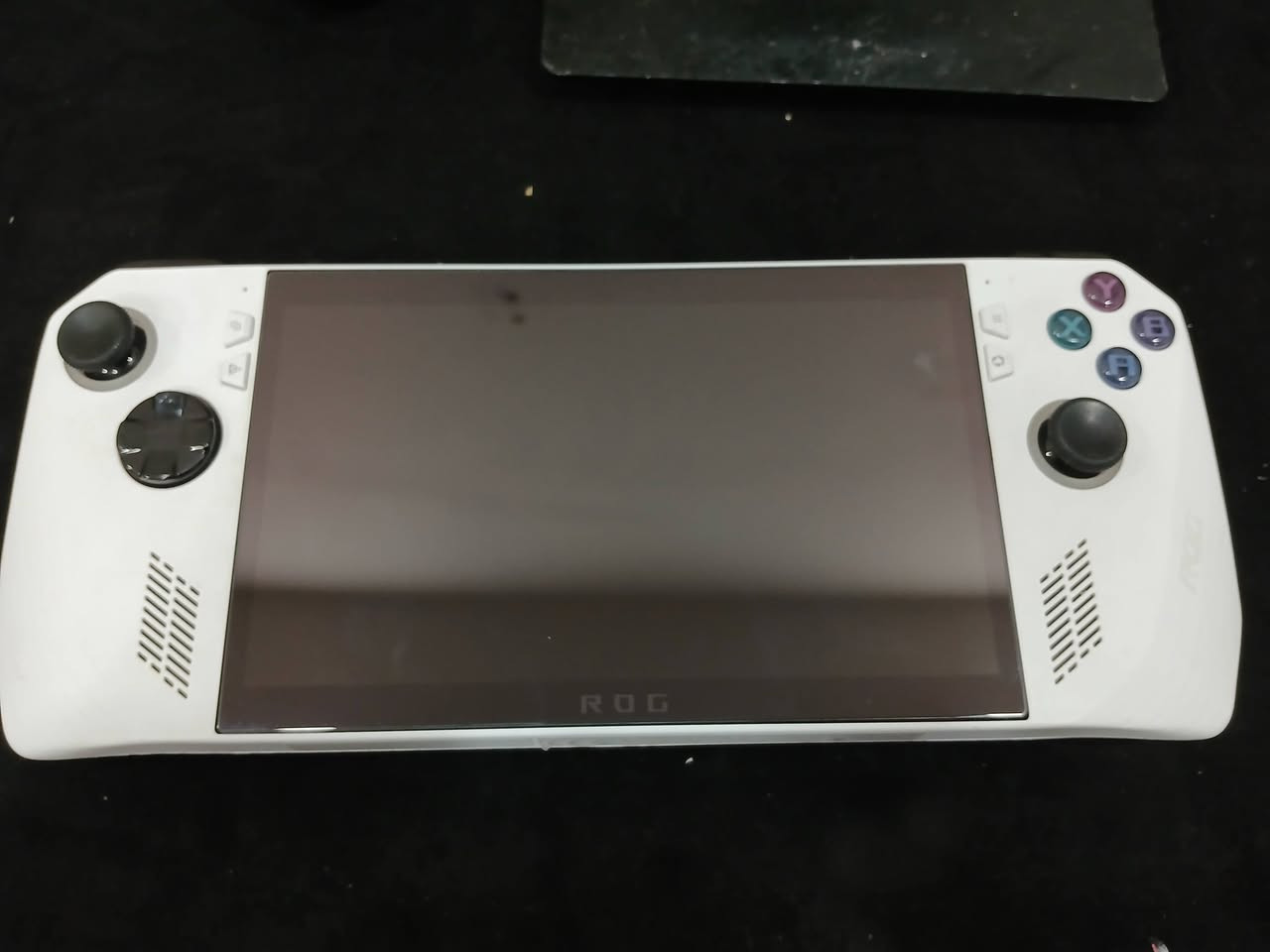 السلام عليكم
اسوس روج الي ذاكره ٥١٢ رام ١٦ عاطل حاليا سبب العطل قاعده الشحن للبيع السعر ٢٠٠ الف للتواصل على الرقم *********** وشكرا المكان بغداد
