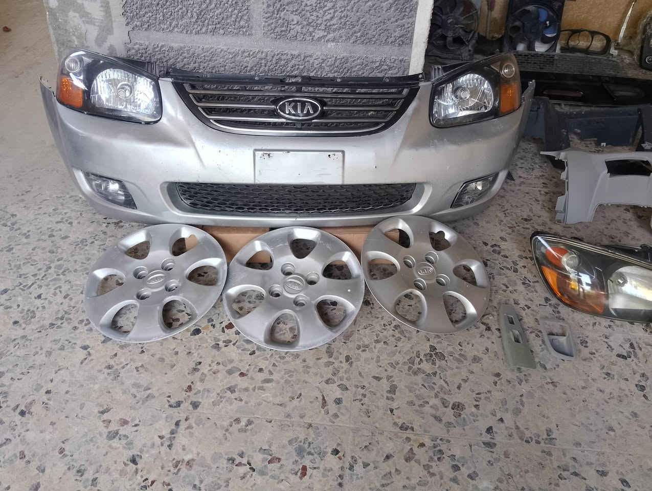 غراض كيه اسبكترا للبيع شتريد اتصل ***********
