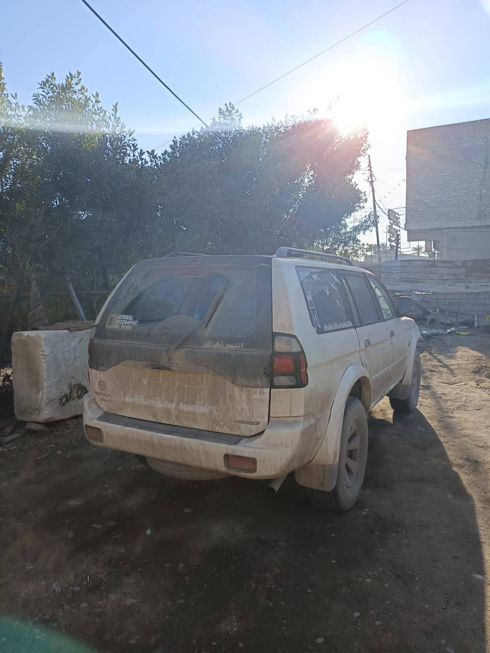 سلام عليكم مسيوبيشي ناتيفيا للبيع السيارة مكلوبة ومعمرة مكينة كير تبريد شرط السعر ٥٨ مكاني البلديات للاتصال ***********
