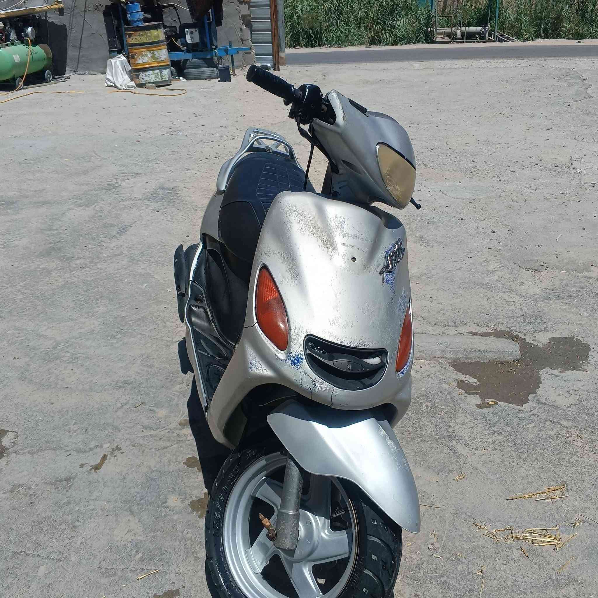 سلام عليكم دراجه للبيع. ب 350وبيه مجال.


**إذا كنت صاحب هذا الإعلان وتريد حذفه لأي سبب، رجاءا أرسل رسالة إلى الدعم الفني**