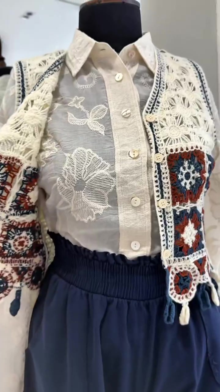 ✨احدث الموديلات لكولكشن الصيف  من قسم الألبسه النسائيه المتوفر حصرا في فرع البصره والنجف 
متوفر الحجز عن طريق الاون لاين ايضاً
 https://www.instagram.com/reel/DVxAeKsDBie/?igsh=MTAzdnZuNmp2bmoxaw==
تابعونا على حساب الانستا الخاص للألبسة النسائيه 👆🏻


**إذا كنت صاحب هذا الإعلان وتريد حذفه لأي سبب، رجاءا أرسل رسالة إلى الدعم الفني**