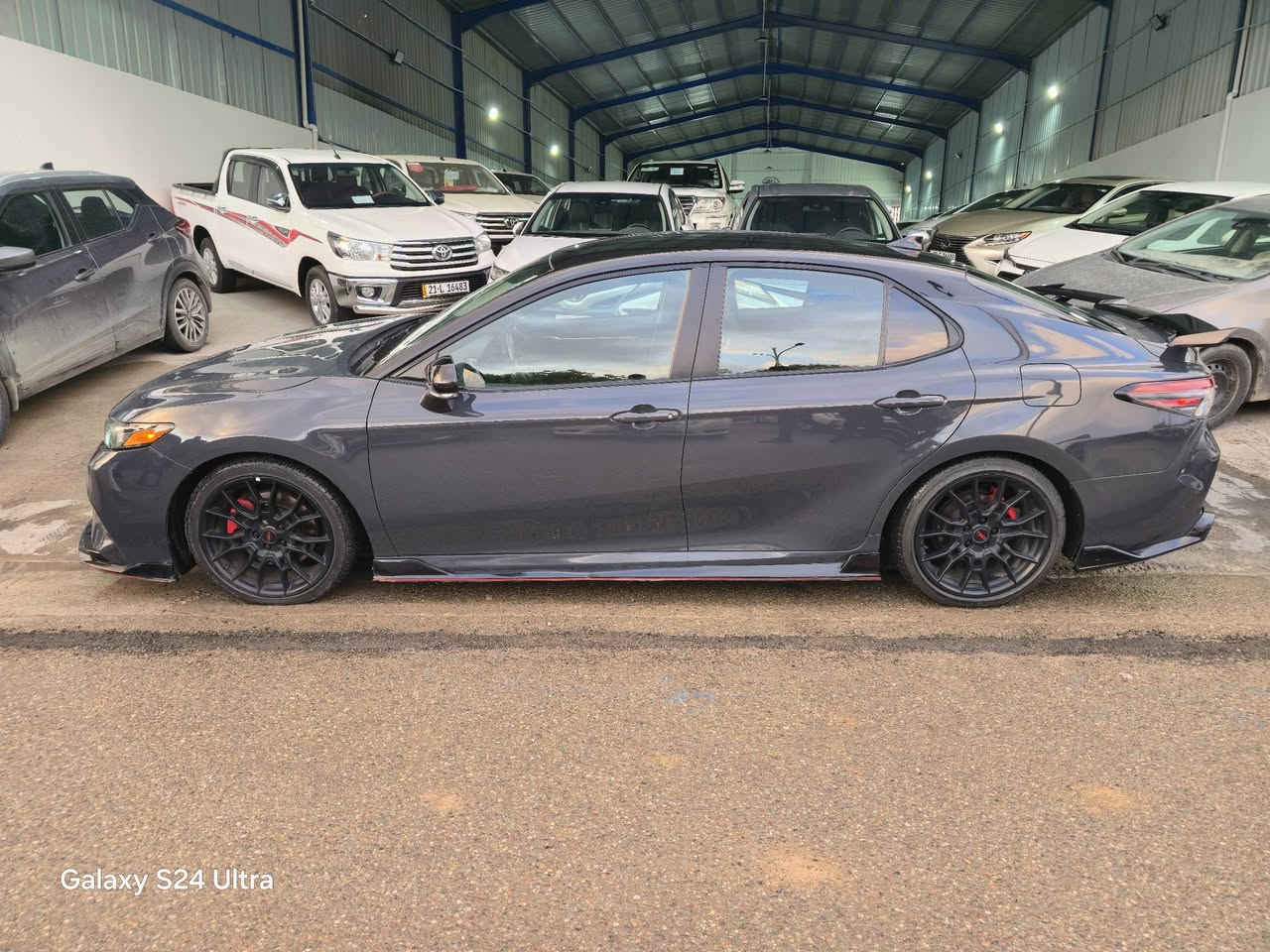 كامري موديل 2023  TRD  محرك 6 افلون
ماشي ٢٦ الف 
بدون صبغ بدون ارباك بدون دواخل بدون تبديل 
تعديل بسيط حافة جاملغ السكن وصبعين تعديل حافة صندوق
رقم سليمانية 
مكانها كركوك موجودة في معرض ديار بكر 
سعر ٢٣٠ 
***********
