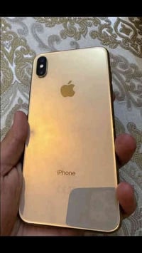 ايفون اكس ماكس   ذاكره 256   بطاريه مبدله وشاشه فقط   فيس ايدي شغال   ...