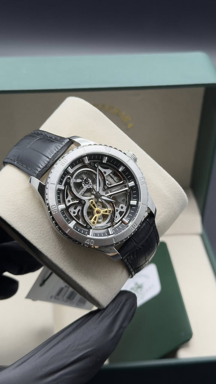 ساعة سانتا بولو
إصدار محدود ومميز

الماركة: Santa Polo
المكينة: يابانية أوتوماتيك عالية الدقة
العدد المتوفر: القطعة رقم 99 من أصل 162 قطعة حول العالم
الخامة: ستانلس ستيل مقاوم للصدأ
مقاومة الماء: 5ATM
السوار: جلد طبيعي
الضمان: 3 سنوات على المكينة

السعر السابق: 300,000 دينار
السعر الحالي: 185,000 دينار

للتواصل واتساب:
***********
