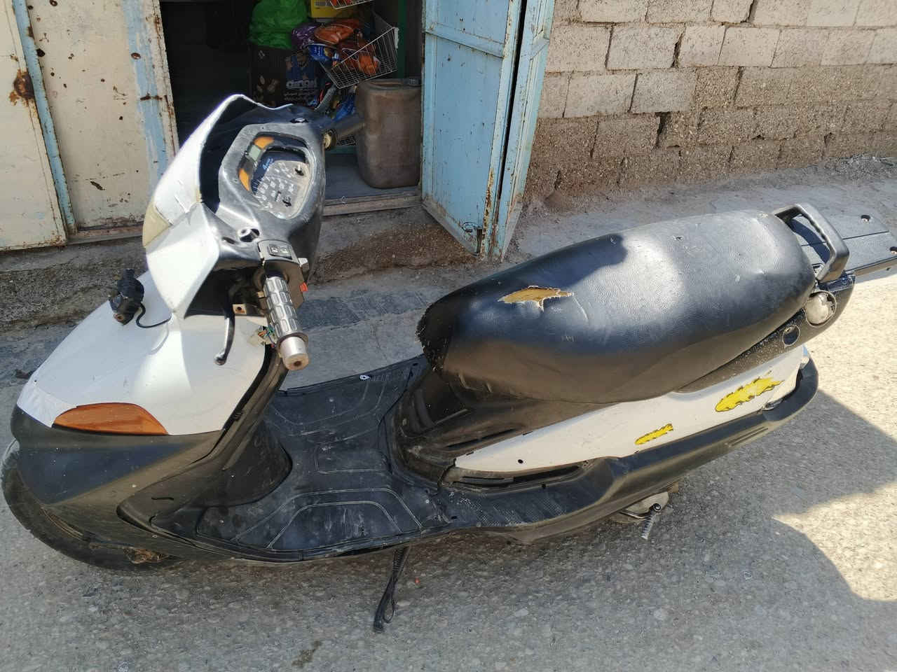 دراجه فراشه للبيع سعرها 150وبيها مجال مكاني خان بني سعد


**إذا كنت صاحب هذا الإعلان وتريد حذفه لأي سبب، رجاءا أرسل رسالة إلى الدعم الفني**