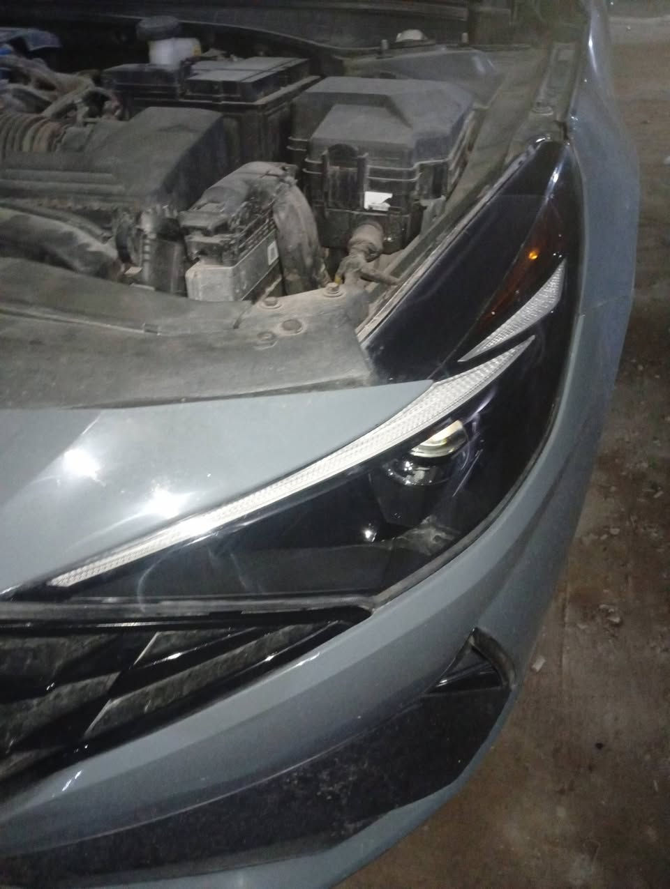 السلام عليكم يتوفر لايت امامي النترا امريكي ٢٠٢٣جهة السائق بدون لد عدسة واحدة نظيف جدا السعر ١٠٠ الف للاتصال ***********/*********** كربلاء حي الفارس
