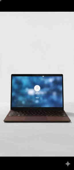 هل تبحث عن جهاز يجمع بين الأداء القوي، التصميم الفاخر، والتكنولوجيا المبتكرة؟ لا تبحث بعيداً! نقدم لك Microsoft Surface Laptop بحالة ممتازة ومواصفات تجعله الخيار الأمثل للمحترفين، الطلاب، وعشاق التصفح المميز.
🚀 المواصفات التقنية التي تُلبي طموحاتك:
المعالج (CPU): Intel Core i7 (الجيل السابع، فئة U)، أداء سريع وموثوق للمهام المتعددة.
الذاكرة العشوائية (RAM): 16 جيجابايت، لتجربة تصفح سلسة وتشغيل تطبيقات قوية.
وحدة التخزين (SSD): 512 جيجابايت SSD، سرعة فائقة في الإقلاع وتشغيل البرامج.
معالج الرسومات (GPU): كارت شاشة مدمج Intel HD Graphics 640، يقرأ حتى 8 جيجابايت من الذاكرة المشتركة.
💎 تصميم فاخر وميزات حصرية:
الشاشة: شاشة 13.5 إنش فائقة النحافة (Super Slim) بدون حواف، لعرض مذهل وغامر.
تقنية اللمس: شاشة تدعم اللمس بعشرة أصابع لتفاعل طبيعي ومبتكر.
الهيكل: تصميم ألومنيوم بالكامل، يمنحه متانة ومظهراً احترافياً.
الأمان: نظام حماية متطور Face ID (بصمة وجه) لفتح الجهاز بسرعة وأمان تام.
المتانة: اللابتوب يتميز بأنه Waterproof (ضد الماء)، لمزيد من الاطمئنان في الاستخدام اليومي.
لوحة المفاتيح: كيبورد ضوئي (Backlit Keyboard) للعمل في ظروف الإضاءة الخافتة.
🔋 أداء البطارية والتجربة:
عمر البطارية: بطارية ممتازة توفر ما يصل إلى 5 ساعات من التصفح المتواصل أو حوالي 4 ساعات من الاستخدام العام.
الشاحن: شاحن مغناطيسي سهل الاستخدام والفصل.
🎮 أداء الألعاب:
الجهاز يشغل بكفاءة لعبة GTA V، وهو مؤشر على قدرته على تشغيل مجموعة جيدة من الألعاب والبرامج الرسومية.
🔴 ملاحظة هامة بشفافية تامة:
الجهاز نظيف جداً، ويوجد فقط عيب بسيط في خاصية اللمس: جزء صغير جداً من الشاشة في الجهة اليسرى (بمقدار عرض إصبعين تقريباً) لا يستجيب للمس وهو خلال تحديث النظام
💰 السعر النهائي والتواصل:
السعر المطلوب: 400 (قفل - غير قابل للتفاوض).
فيديو توضيحي: يتوفر فيديو توضيحي يعرض حالة الجهاز والمشكلة المذكورة بكل وضوح.
للتواصل والاستفسار (واتساب/اتصال): *********** أو ماسنجر ناصرية
