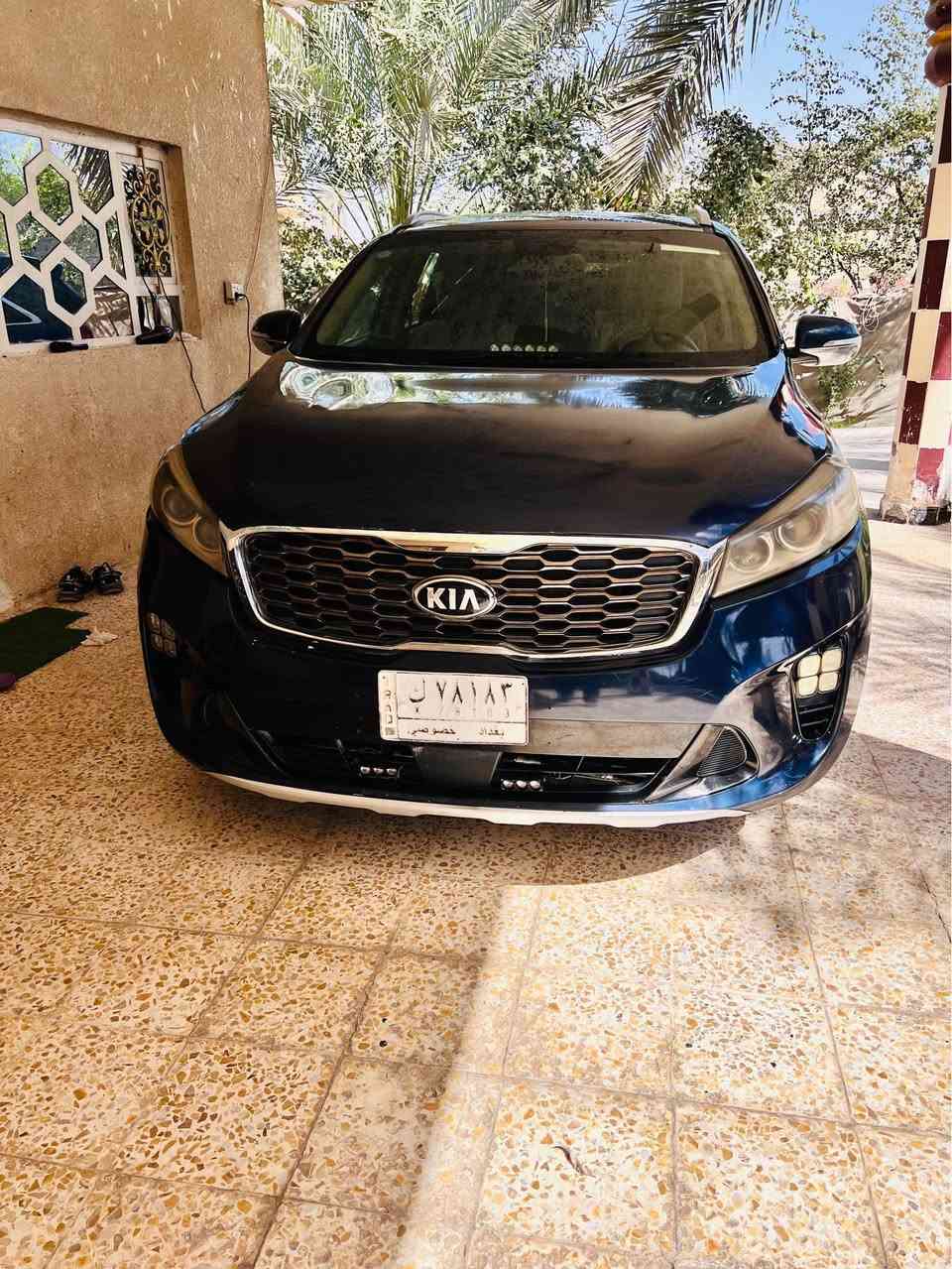 سورنتو 2017 
السياره اب اسمي تحويل ثاني يوم 
6 سلندر 7 راكب 
نص فول 
بدون دواخل لا شصي ولا لغده بيه فقط طخه بل الجاملغ الخلفي وبارد بل الباب الخلفي  وبيه خشم البنيد 
مكان السياره بابل 
السعر 169 
*********** حلة, بابل
