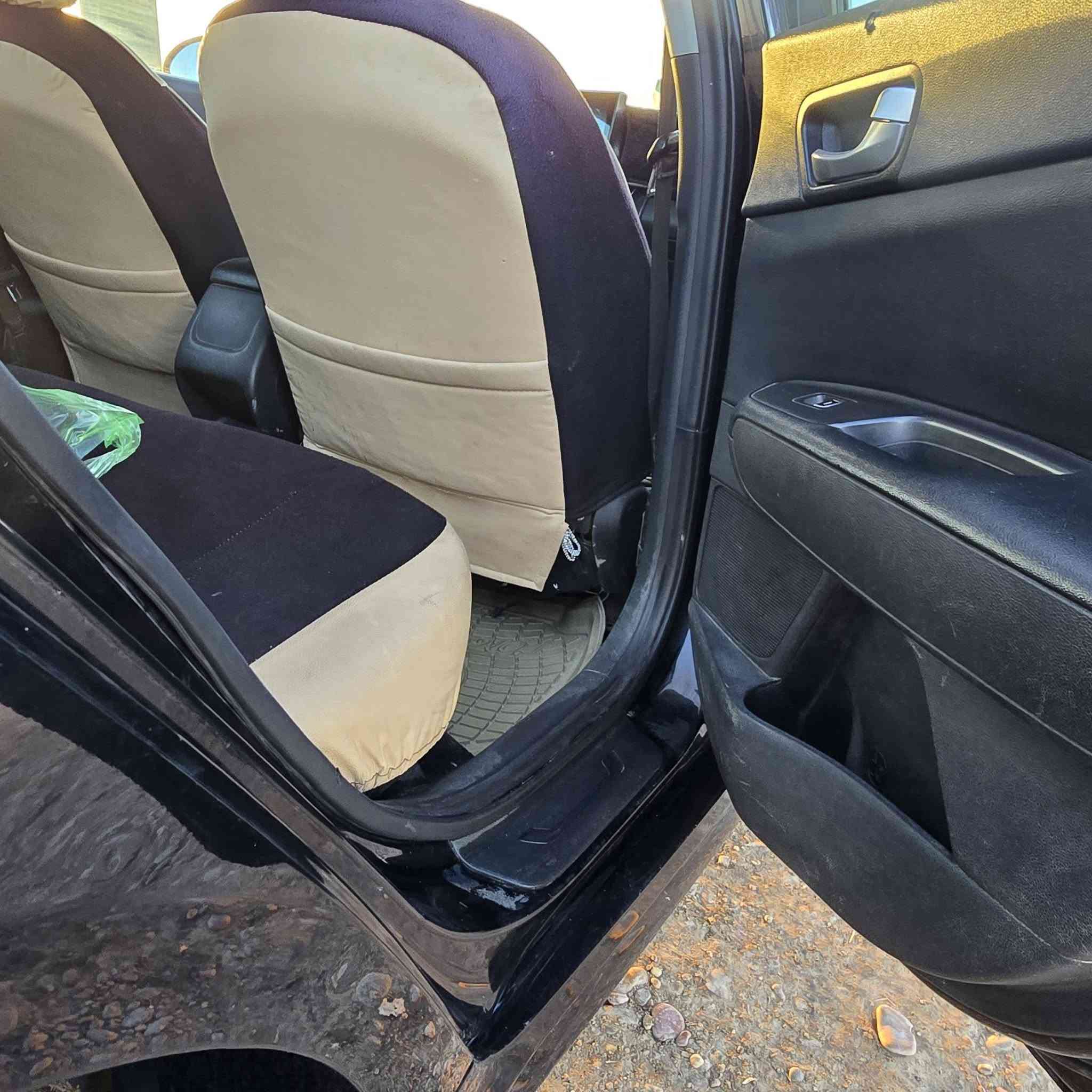 اوبتيما 2017 وارد امريكي 
رقم سليمانيه تحويل ثاني يوم 
كير محرك تخم تاير كفاله
تدفئه تبريد ثلج 
السعر 116  بيها مجال 
***********
