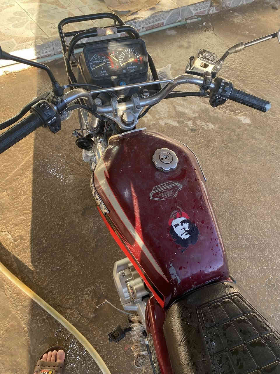 سيفان موديل 19 كلش نضيف كلشي بي شغال سلف هندر هورن اشاير لايت عالي ناصي دبل اشاره كلها شغاله شاصي نضيف والناضافه كدامكم السعر 400 وبي مجال عنواني تكريت الديوم الرقم بي واتساب ***********
