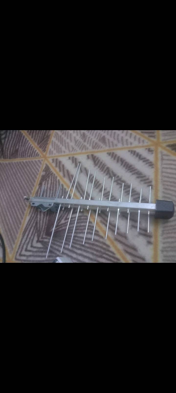 جهاز منضومة شبكة الرابعه مراوس حسب القناعة والاتفاق الجهاز كامل مع كافة ملحقاته استخدام شهر واحد فقط