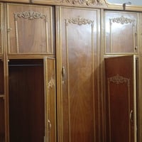 السلام عليك غرفه النوم نضيفه مكاني البلديات اخواني اكو ضربه بلباب بس ه...