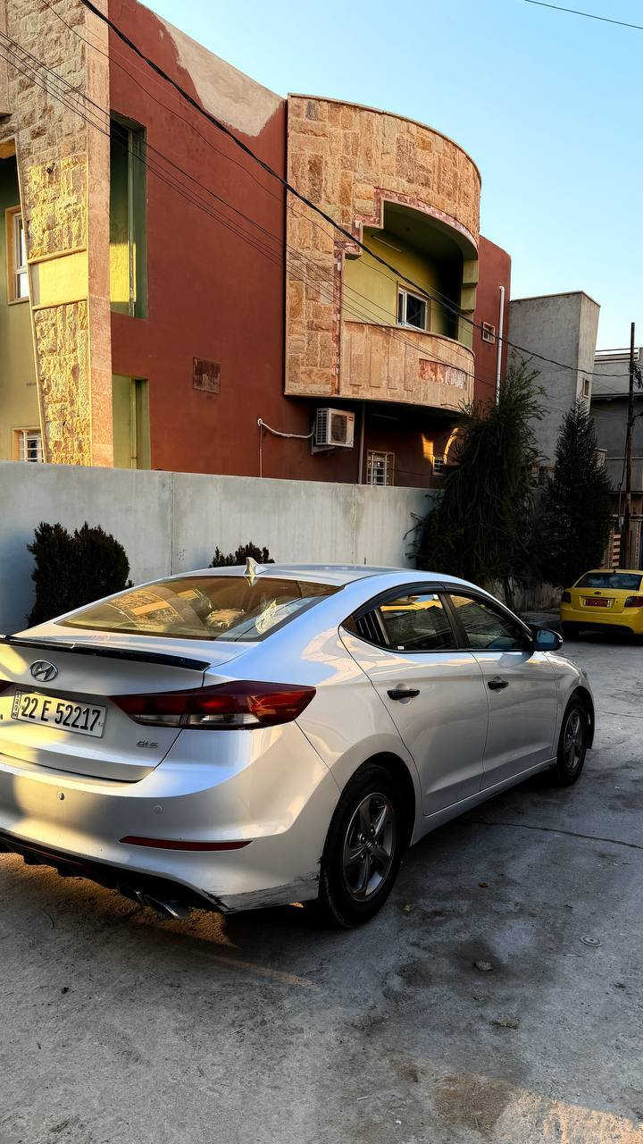 السلام عليكم
هيونداي إلنترا 2017 وارد خليجي
السيارة نظيفة محرك وكير شرط مابيها ضرر 

السعر 125 ورقة 

للاستسفار : ***********
