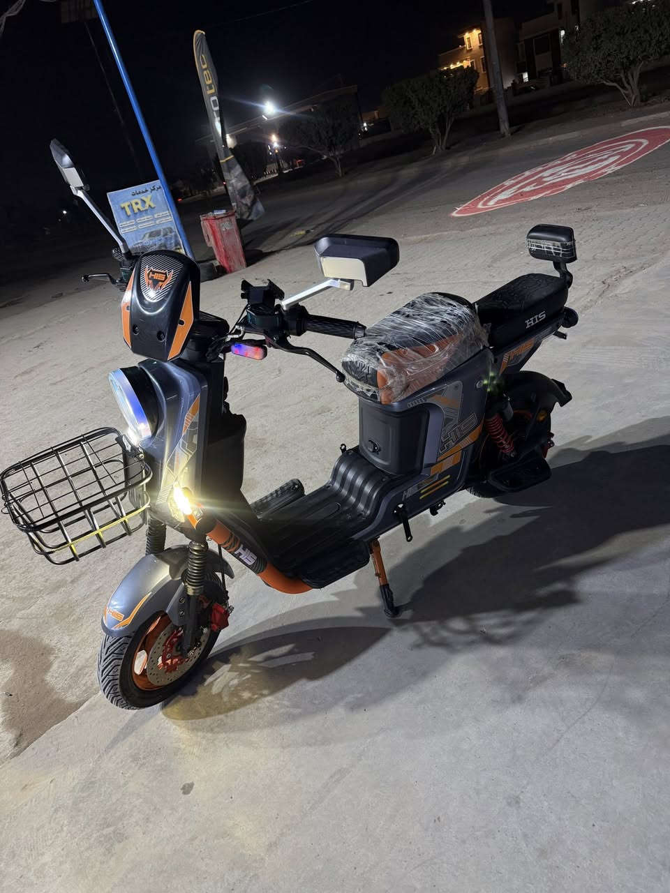 دراجة H900 موديل 2026 بطاريات كبار مستخدمة شهر ماشية قليل سعرهة 425 الف مكاني ابو غريب الزيتون ***********//***********
