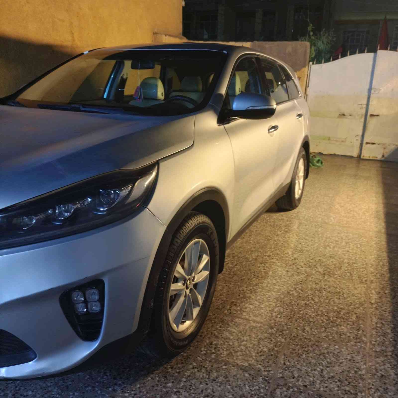 سلام عليكم سورنتو 2019 بجم امعمر بدون دواخل سيارة نضيفة*********** السعر150او بيهةمجال صور الحادث معة الصور
