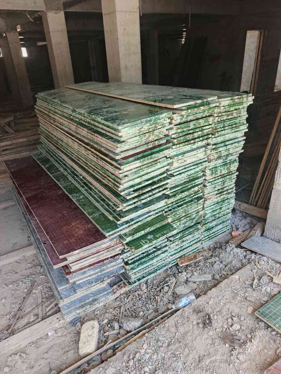 السلام عليكم 
يوجد بلاويد للبيع نضيف شغلة وحدة فقط 
المكان /بابل 
***********
