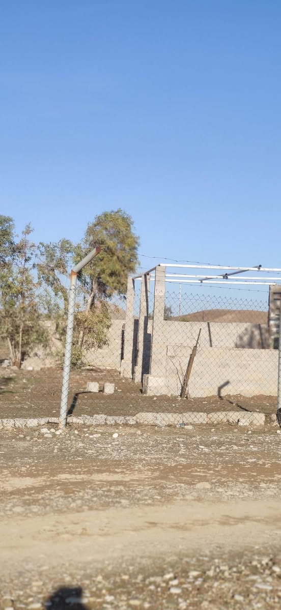 قطعە ارض  للبیــــــــع  
مســـاحـــــــــە  ۳ دۆنم 
موقع جیمەن  
مکان حلو 
سعر مناسب 

 پارچەیە  زەوی بۆ فرۆشتن
ڕووبـــــــــــــەرەکەی  ۳  دۆنم 
شوێن  چیمەن  شوێنێکی زۆر خۆش و دڵگیر 

***********
***********  واتس اپ و فایبر

عقـــــــــــارات قــــــــــەڵای کــــــــرکـــــــوک

عنوان  مکتبنا کرکوک/ پەنجاعلـــــــــي
