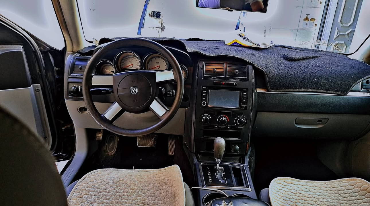 جارجر 2010كص جنطه سياره جديده محرك كير اكسل حداديه تيريد كله جديد وكله شغال سياره نص فول كشن ميمورني كهربائي تخم تاير جديد سيارته متؤمه رقم اربيل طبق الاصب وين متريد تطلع 
سعره 45 وبيه مجال *********** اتصل ماموجود على نت
