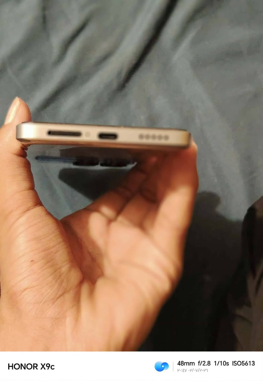 للبيع Poco X6 Pro 5G 
النسخة: 12GB/512GB - أقوى نسخة
الحالة: مبدل شاشة بس أصلية خلع
البصمة: شغالة 100% 
الأداء: ببجي 90 مدري 120 فريم ثابت، ماكو لاك
السعر:250 ألف وبي مجال بسيط للشراي البيع او مراوس
المكان: بغداد


**إذا كنت صاحب هذا الإعلان وتريد حذفه لأي سبب، رجاءا أرسل رسالة إلى الدعم الفني**