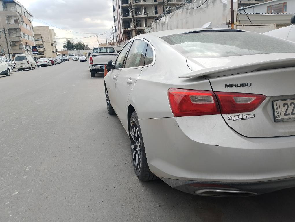 السلام عليكم 
‏‎للبيع شوفرليت ماليبو موديل 2020

مواصفات RS رياضي 
‏‎الضرر //  جاملغ+ باب في الصور 

‏‎رقم اربيل  

‏‎المواصفات 
‏‎🔴 بصمه ابواب + جنطه
‏‎🛑محرك 1500 توربو ✈️
🛑كير اوتو او عادي 
‏‏‏‏‏‎🛑شاشه كبيره تدعم 📲Android Auto/car play
‏‎🛑خرائط Gps📌
‏‎🛑كامره خلفيه 📷
‏‎🛑كروز مثبت سرعه
🛑توقف ذاتي AUTO STOP
إطفاء ذاتي عند التوقف
‏‎🛑شاشة ضبط واعطال بل دشبول
‏‎🛑منافذ USP/ 12V /Tip C
‏🛑كشن السائق كهرباء 5 حركات

‏‎السياره جاهزه بدون نواقص 
‏‎السعر 117$
‏‎مكاني بغداد 

الاتصال او وات*********** بغداد, العراق

