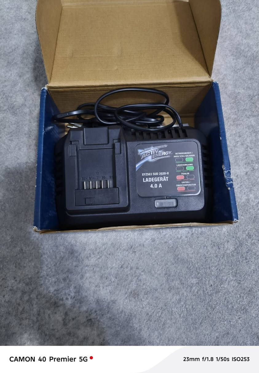 السلام عليكم
للبيع 

شاحن بطاريات الليثيوم  

الشامل للأدوات اللاسلكية بجهد 20 فولت أو 40 فولت. 

لبطاريات الليثيوم أيون

شاحن 20/40 فولت

مناسب لـ: بطارية ACTIV ENERGY 20 فولت بطارية ACTIV ENERGY 20/40 فولت


**إذا كنت صاحب هذا الإعلان وتريد حذفه لأي سبب، رجاءا أرسل رسالة إلى الدعم الفني**