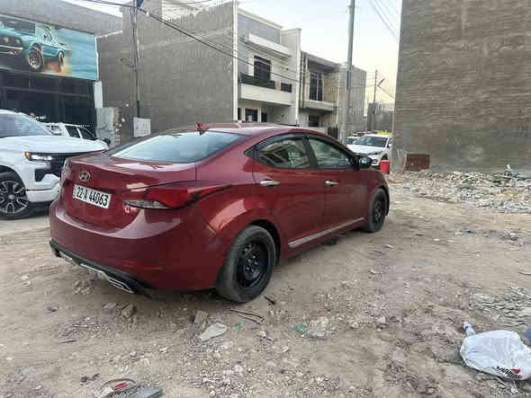 السلام وعليكم 
النترا مديل 2016 وارد امريكي حادثها مابين صفحة اليسرا بدون ايربك وبيها طخات  بلعراق نصبغن ابيع احزام بدون لاتكم ولاقمارة والبندي مابيهن صبغ شاصي ولغود مكفولات محرك وكير خير من الله تبريد ثلج صدر امامي خلفي جديد السيارة جاهزة رقم اربيل بسمي تحويل وكالة حاظر رقم جديد هزة جديدة سنوية الحد 2030
السعر 92 بيها مجال 
مكان السيارة الدورة
***********
