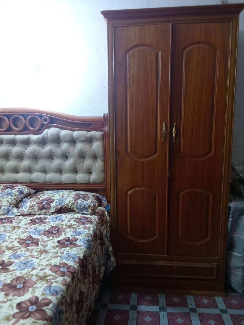 عرفه خشاب للبيع لتواصل على الواتساب ***********

