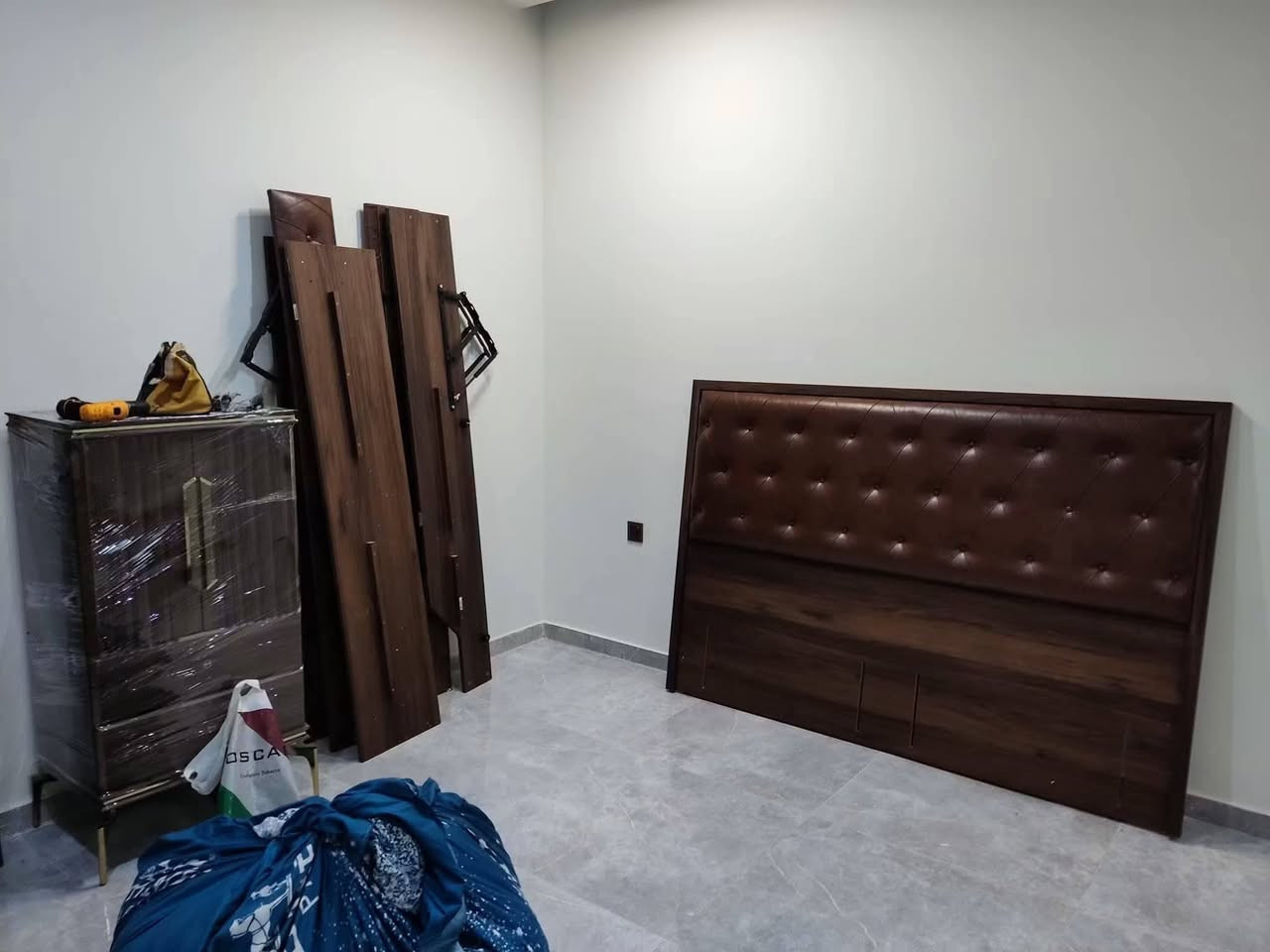 سلام عليكم كيا حمل نقل كافه لاثاث مع عمال تحميل وتفريق ونجار داخل كركوك ‏‪***********‬‏
