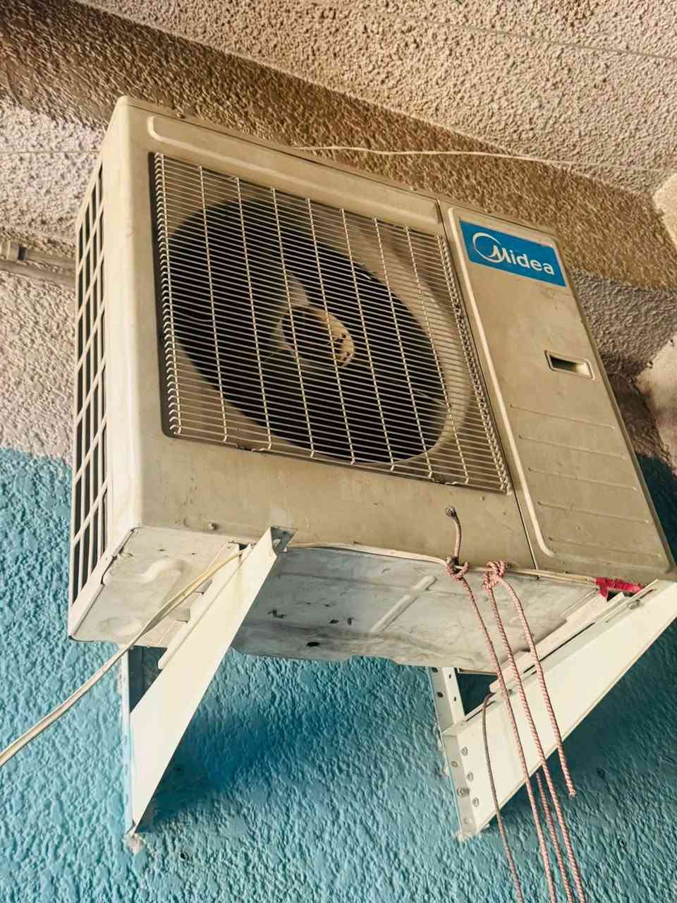سبلت ميديا 3 طن مكفول شغال واذا بي شي مرجوع تجي تفحص وتاخذ
نظافة ‎90‎%‎
بس تغسلة يرجع جديد مال شركة
السعر 650 وبي مجال بسيط
العنوان بغداد الجديدة
***********
تيليكرام موجود
واتساب لا يوجد
