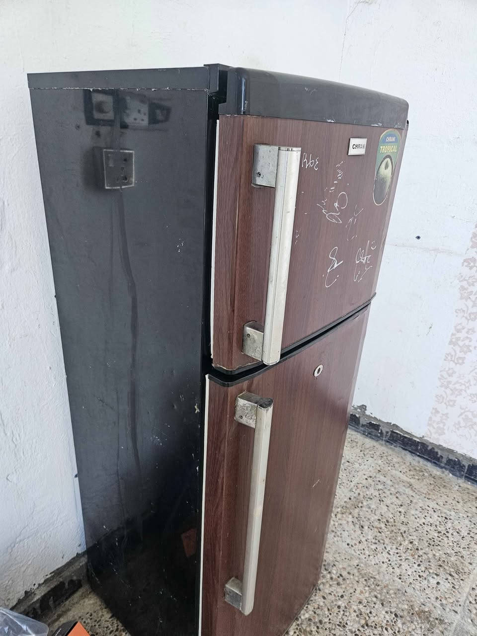 ثلاجة للبيع سعرها 65 وبيها مجال الميمونة, ميسان


**إذا كنت صاحب هذا الإعلان وتريد حذفه لأي سبب، رجاءا أرسل رسالة إلى الدعم الفني**