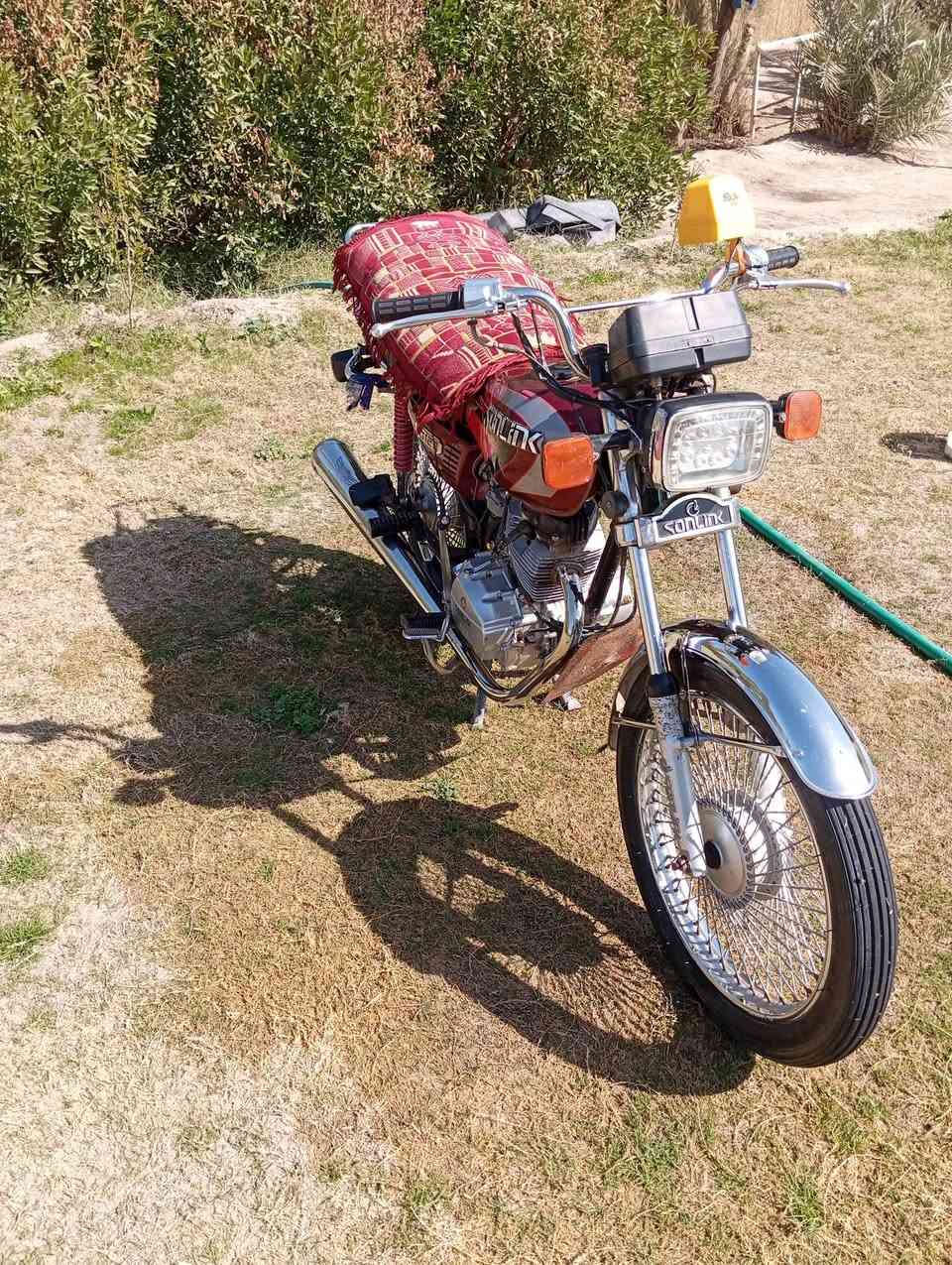 سلام عليكم دراجه تايكر البيع موديل 22 اوراق اصولي سعر 550 مكان بابل محاويل اتصل ودلل ***********
