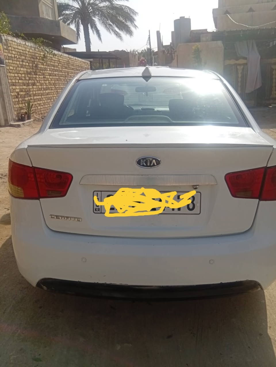 سلام عليكم
سيراتو 2011

 بيهه 3 قطع ابيعك حزام وسونار مرفق بالمنشور 

كهربائيات مابيهه كل نقص

داخلهه نضيف ومرتب شاشه تحكم ستيرن 

سياره خير من الله 

سنويه تنتهي 2030

رقمه انكليزي

سعر 80 وبيهه مجال 

مكانها بابل الهاشميه 

للاتصال ***********
